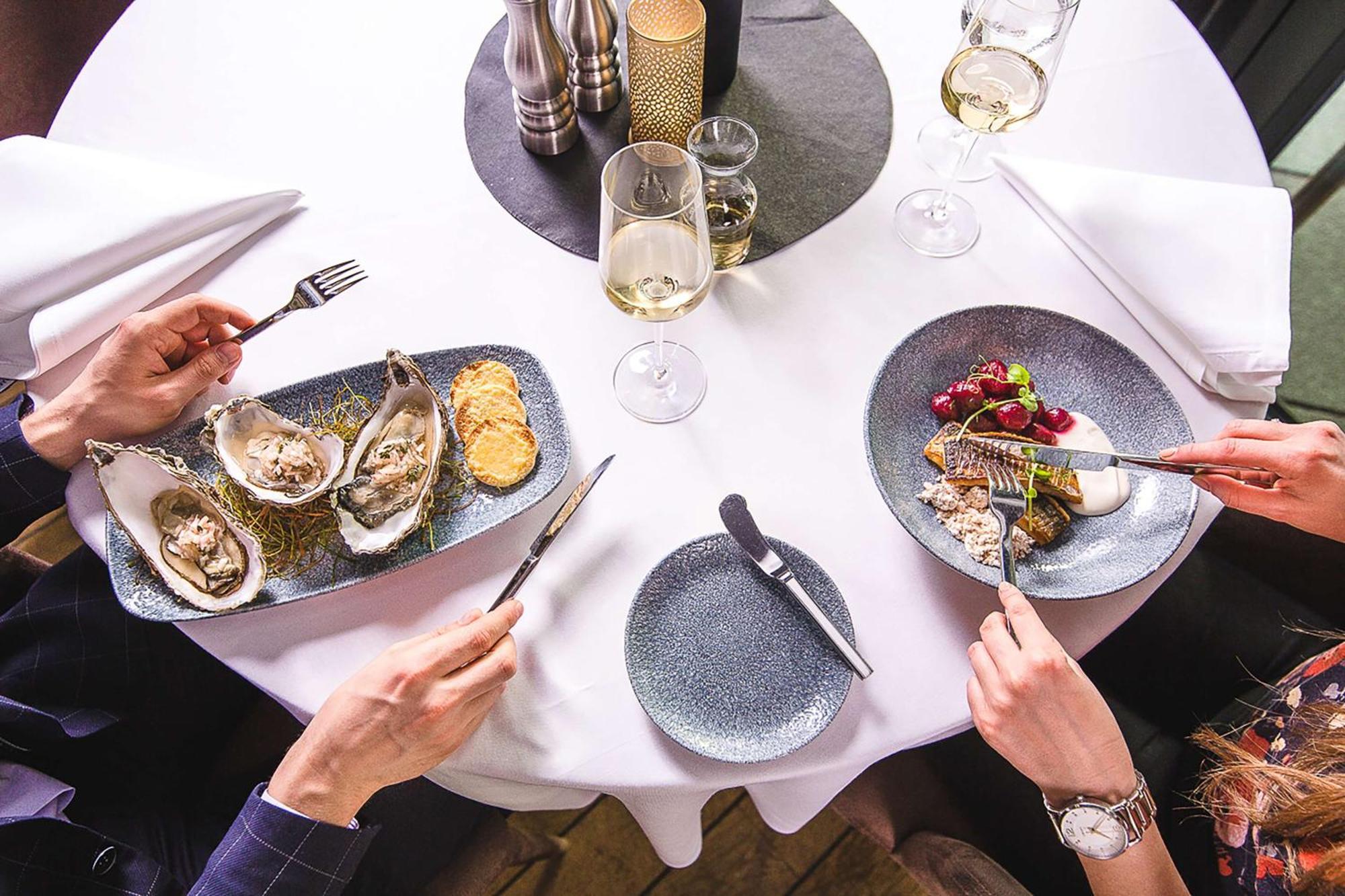 Radisson Blu Resort Świnoujście Εξωτερικό φωτογραφία Oysters and Champagne